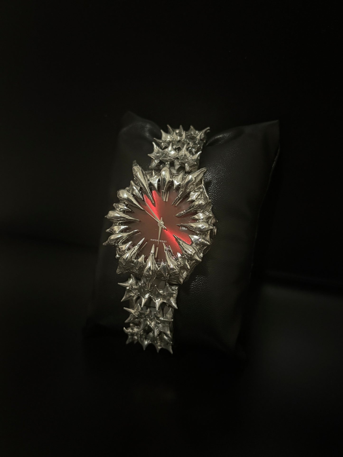 Obscura Red/Silver Watch